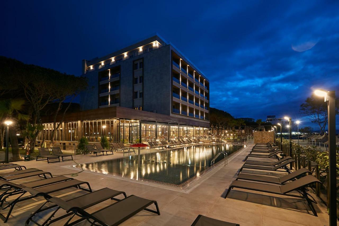 hotel eter golem albania